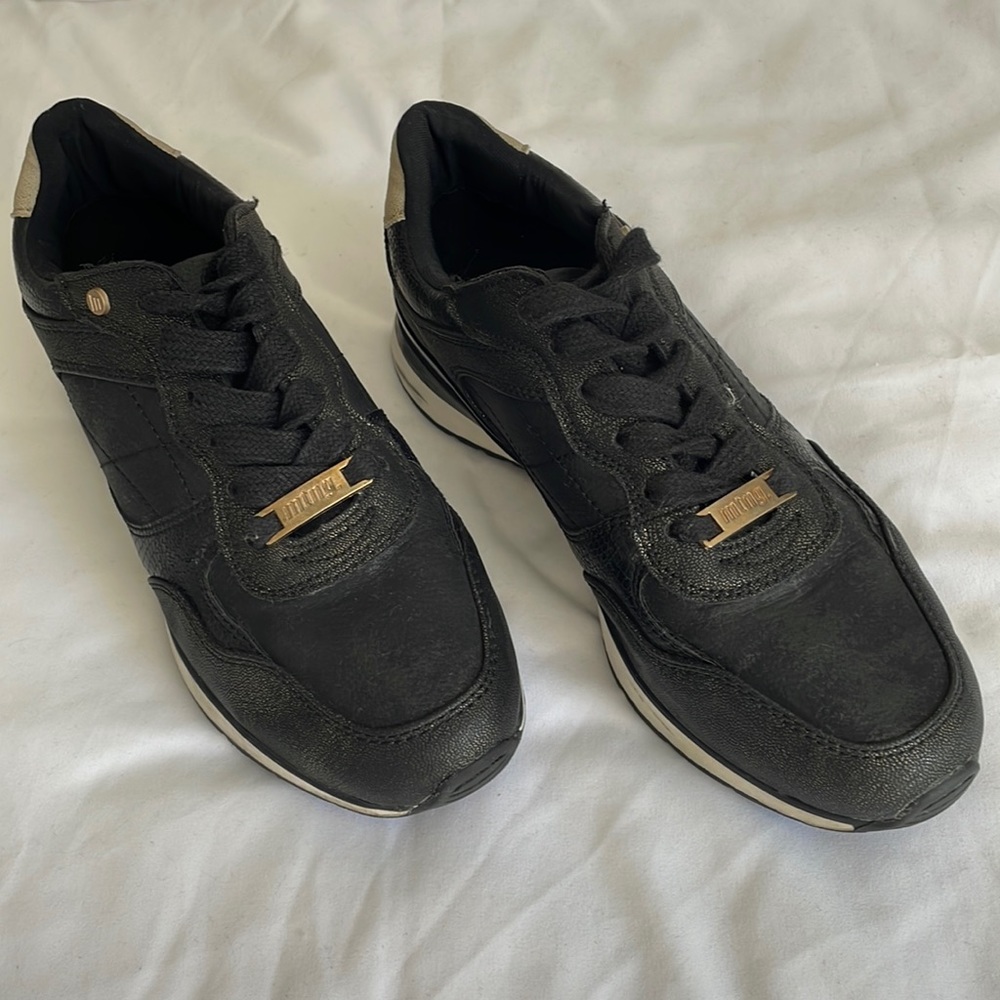 Mtng Women Fashion Sneakers in Black with Golden Details